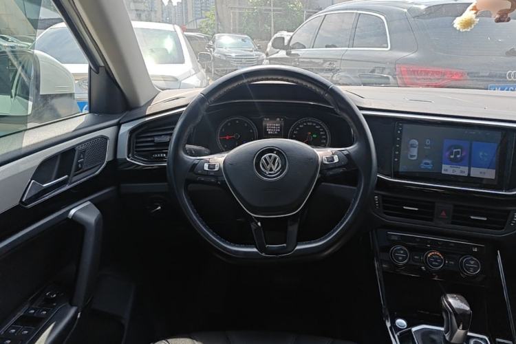 Used Volkswagen Tayron 2019 Teramont Edition 280TSI Two-Wheel Drive Luxury Model China VI Standard Steering Wheel