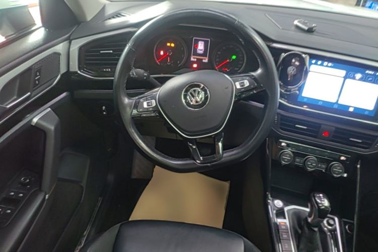 Used Volkswagen Tayron 2019 330TSI Two-Wheel Drive Luxury Model China VI Standard Steering Wheel
