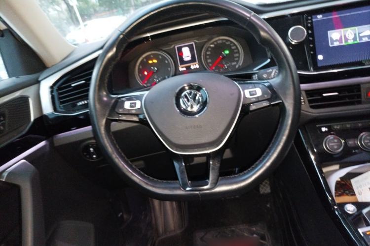 Used Volkswagen Tayron 2019 330TSI Two-Wheel Drive Luxury Model China VI Standard Steering Wheel
