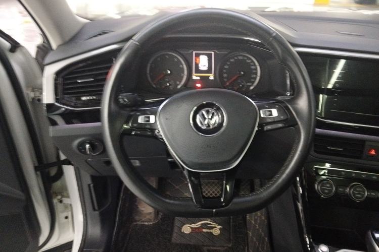 Used Volkswagen Tayron 2019 Teramont Edition 280TSI Two-Wheel Drive Luxury Model China VI Standard Steering Wheel