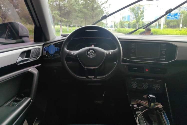 Used Volkswagen Tayron 2019 330TSI Two-Wheel-Drive Luxury Version China V Emission Standard Steering Wheel