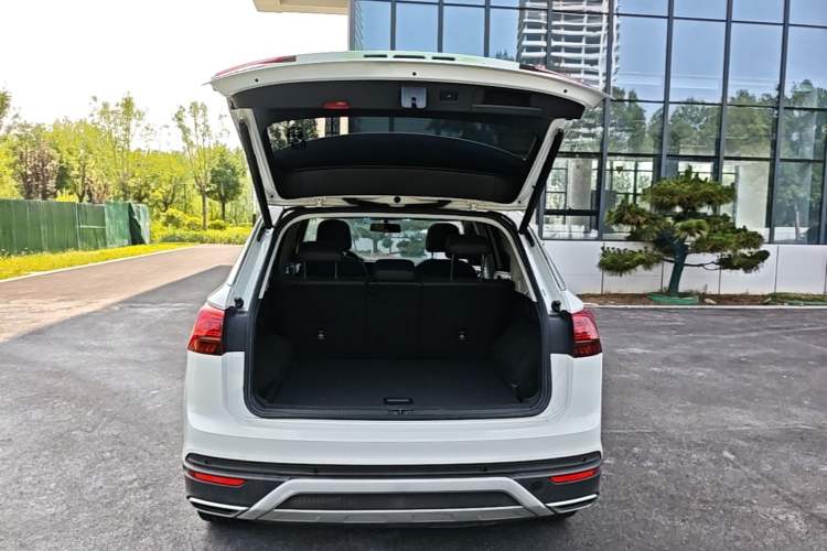 Used Volkswagen Tayron 2019 330TSI Two-Wheel Drive Luxury Model China VI Standard Trunk