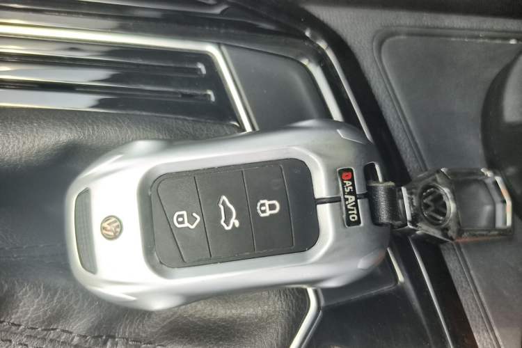 Used Volkswagen Tayron 2019 330TSI Two-Wheel Drive Luxury Model China VI Standard Vehicle Key