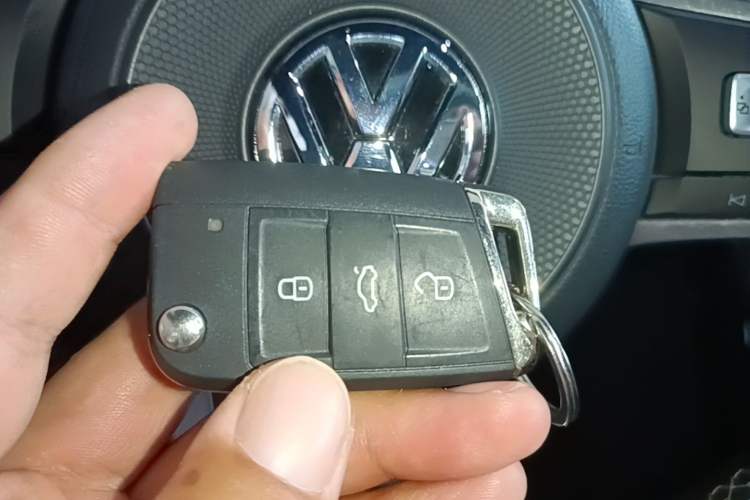 Used Volkswagen Tayron 2019 380TSI Four-Wheel Drive R-Line China VI-standard Vehicle Key