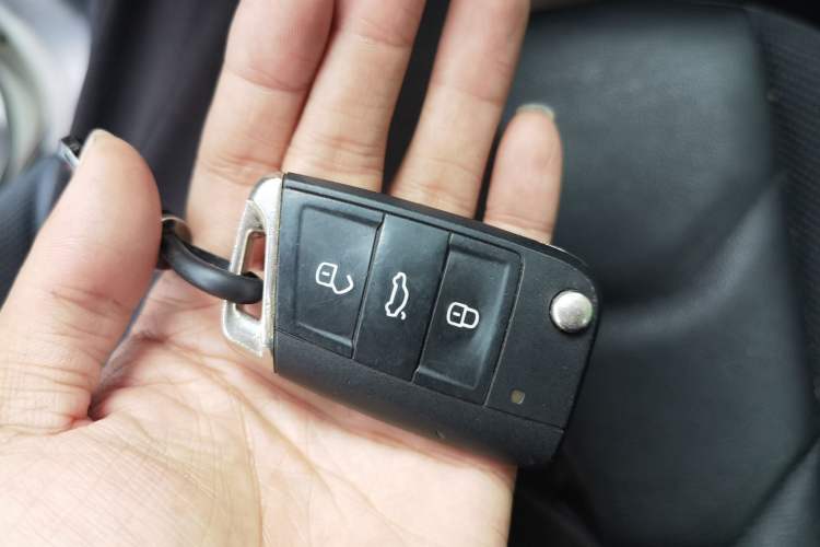 Used Volkswagen Tayron 2019 330TSI Two-Wheel Drive Luxury Model China VI Standard Vehicle Key