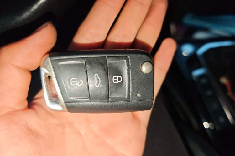 Used Volkswagen Tayron 2019 330TSI Two-Wheel Drive Luxury Model China VI Standard Vehicle Key
