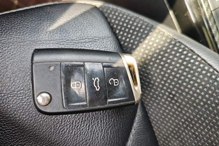 Used Volkswagen Tayron 2019 330TSI Two-Wheel Drive Luxury Model China VI Standard Vehicle Key