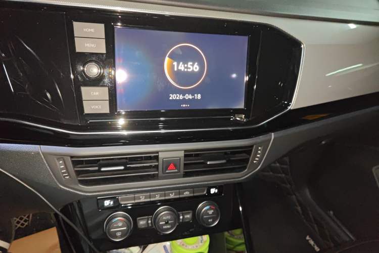 Used Volkswagen Tayron 2019 330TSI Two-Wheel Drive Luxury Model China VI Standard Audio And AC Panel