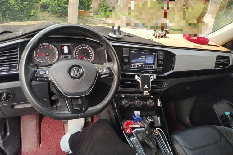 Used Volkswagen Tayron 2019 Teramont Edition 280TSI Two-Wheel Drive Luxury Model China VI Standard Center Console