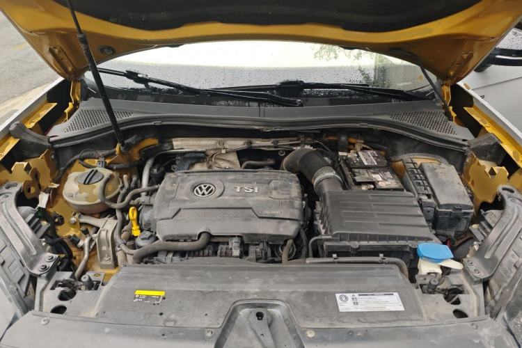 Used Volkswagen Tayron 2019 380TSI Four-Wheel Drive Flagship Version China V Standard Engine Bay