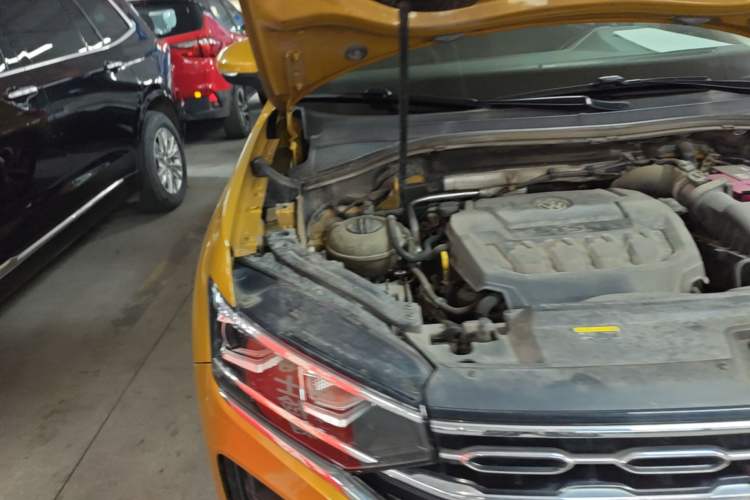 Used Volkswagen Tayron 2019 330TSI Two-Wheel Drive Luxury Model China VI Standard Engine Bay Right