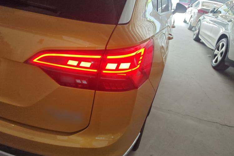 Used Volkswagen Tayron 2019 380TSI Four-Wheel Drive Flagship Version China V Standard Exterior 3