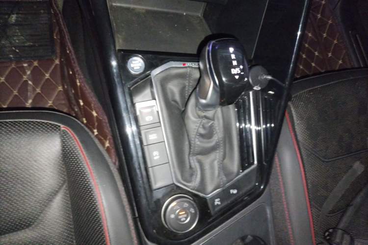 Used Volkswagen Tayron 2019 380TSI Four-Wheel Drive Flagship Version China V Standard Gear Lever