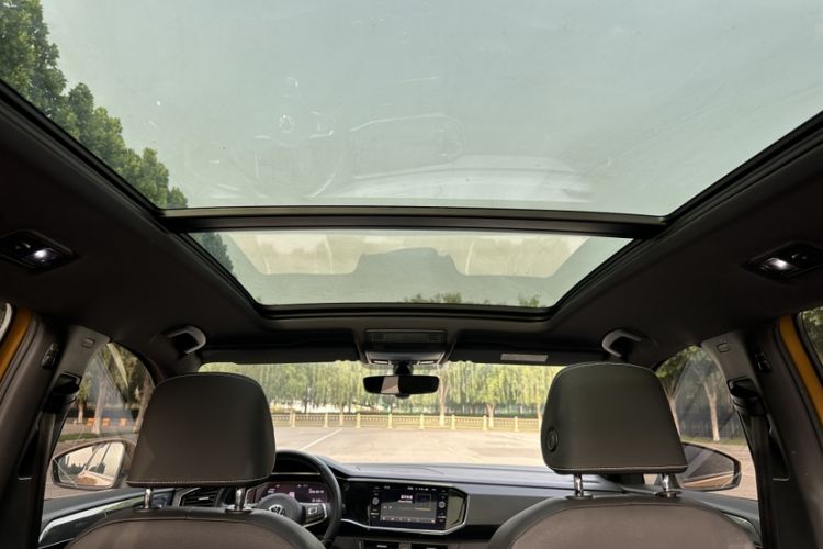 Used Volkswagen Tayron 2019 380TSI All-Wheel Drive R-Line China V-standard Headliner