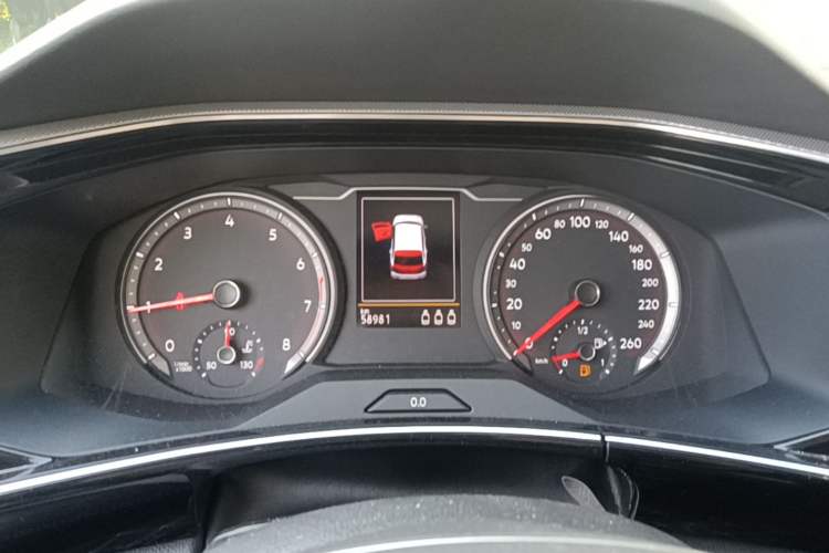 Used Volkswagen Tayron 2019 330TSI Two-Wheel Drive Luxury Model China VI Standard Instrument Cluster