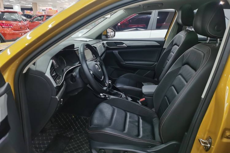 Used Volkswagen Tayron 2019 330TSI Two-Wheel-Drive Luxury Version China V Emission Standard Interior 4