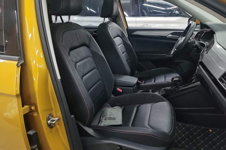 Used Volkswagen Tayron 2019 330TSI Two-Wheel-Drive Luxury Version China V Emission Standard Interior 7
