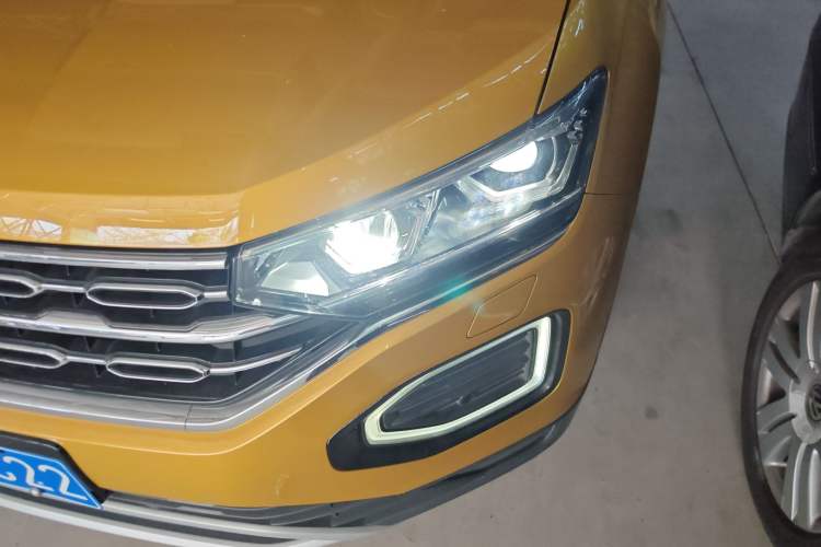 Used Volkswagen Tayron 2019 380TSI Four-Wheel Drive Flagship Version China V Standard Left Front Headlight