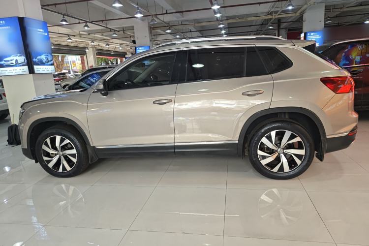 Used Volkswagen Tayron 2019 330TSI Two-Wheel Drive Luxury Model China VI Standard Left Side