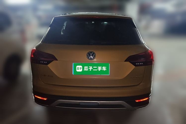 Used Volkswagen Tayron 2019 330TSI Two-Wheel-Drive Luxury Version China V Emission Standard Rear