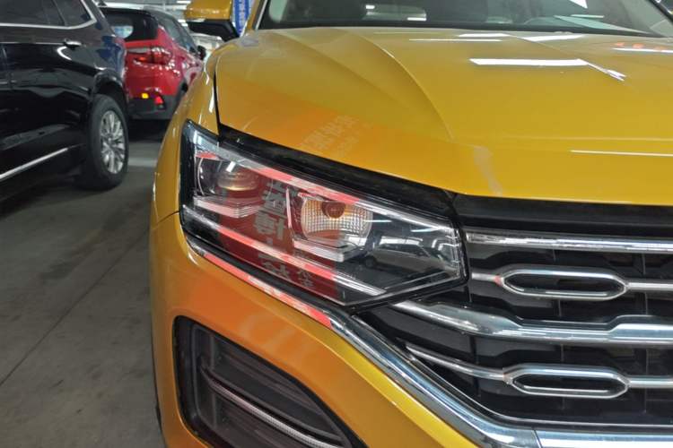 Used Volkswagen Tayron 2019 330TSI Two-Wheel Drive Luxury Model China VI Standard Right Front Headlight