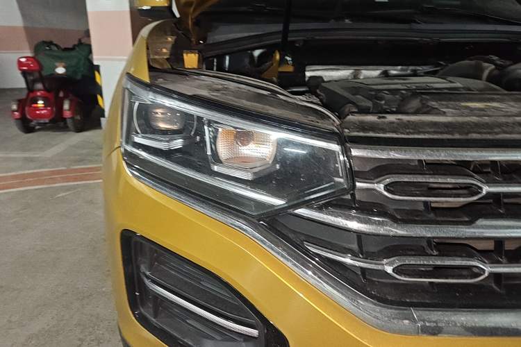 Used Volkswagen Tayron 2019 330TSI Two-Wheel-Drive Luxury Version China V Emission Standard Right Front Headlight
