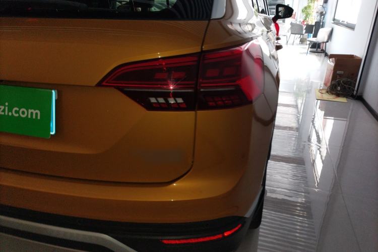 Used Volkswagen Tayron 2019 380TSI Four-Wheel Drive Flagship Version China V Standard Right Rear Taillight
