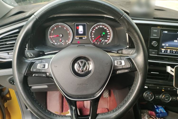 Used Volkswagen Tayron 2019 Teramont Edition 280TSI Two-Wheel Drive Luxury Model China VI Standard Steering Wheel
