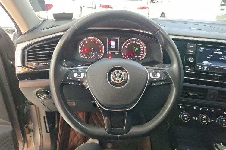Used Volkswagen Tayron 2019 330TSI Two-Wheel Drive Luxury Model China VI Standard Steering Wheel