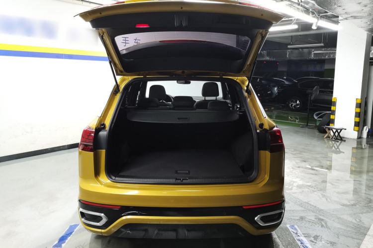 Used Volkswagen Tayron 2019 380TSI All-Wheel Drive R-Line China V-standard Trunk