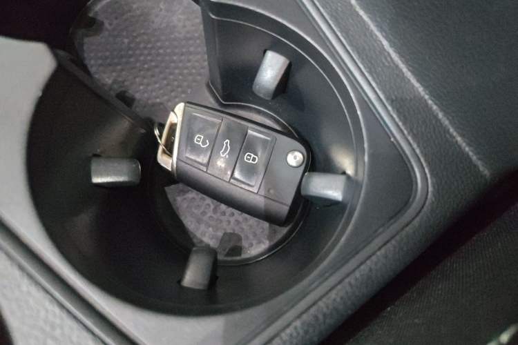 Used Volkswagen Tayron 2019 330TSI Two-Wheel Drive Luxury Model China VI Standard Vehicle Key