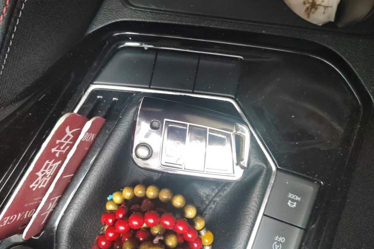 Used Volkswagen Tayron 2019 Teramont Edition 280TSI Two-Wheel Drive Luxury Model China VI Standard Vehicle Key