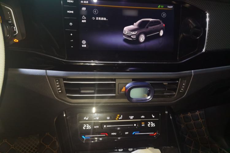 Used Volkswagen Tayron 2020 380TSI Four-Wheel Drive Luxury Connect Pro Edition Audio And AC Panel