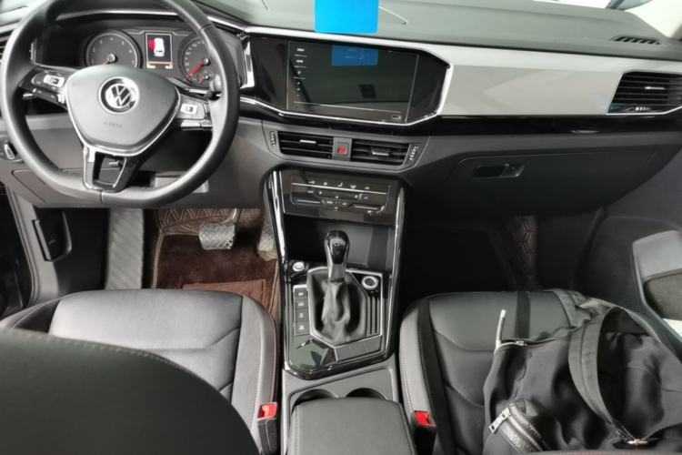 Used Volkswagen Tayron 2020 330TSI Two-Wheel Drive Luxury Smart Connectivity Version Center Console