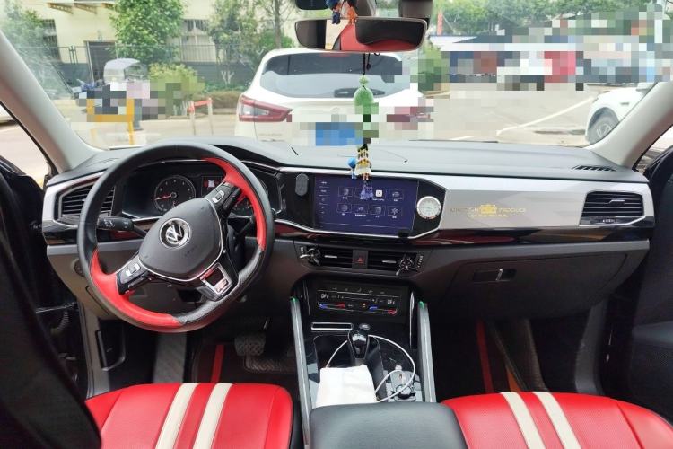 Used Volkswagen Tayron 2020 330TSI Two-Wheel Drive Luxury Smart Connectivity Version Center Console