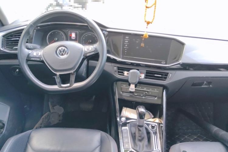 Used Volkswagen Tayron 2020 330TSI Two-Wheel Drive Luxury Smart Connectivity Version Center Console