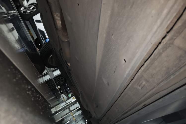Used Volkswagen Tayron 2020 330TSI Two-Wheel Drive Luxury Connected Pro Edition Chassis Front Left