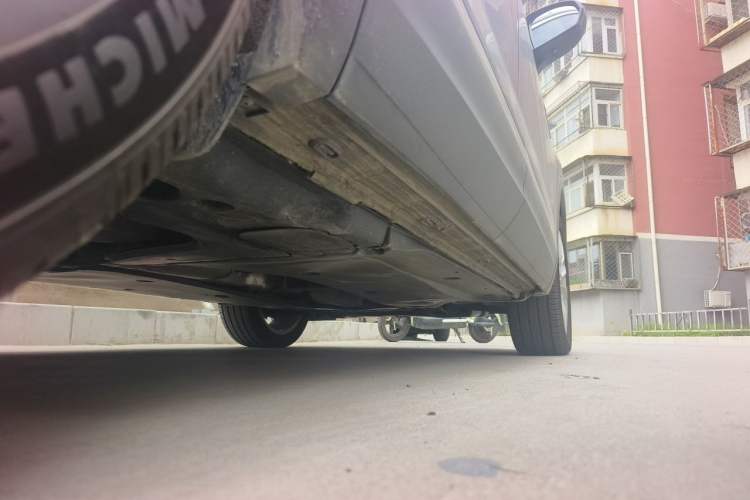 Used Volkswagen Tayron 2020 330TSI Two-Wheel Drive Luxury Connected Pro Edition Chassis Rear Right