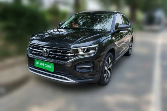 Ojetý Volkswagen Tayron 2020 330TSI Two-Wheel Drive Luxury Smart Connectivity Version