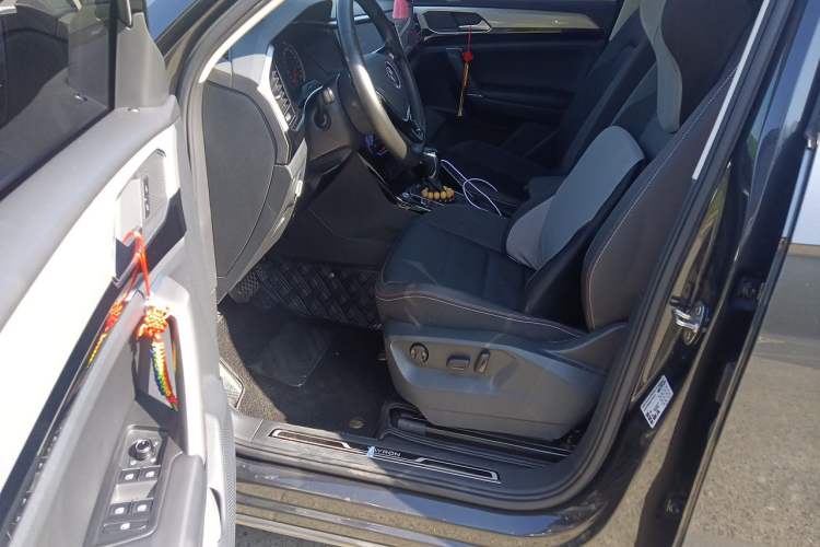 Used Volkswagen Tayron 2020 330TSI Two-Wheel Drive Luxury Smart Connectivity Version Driver Seat