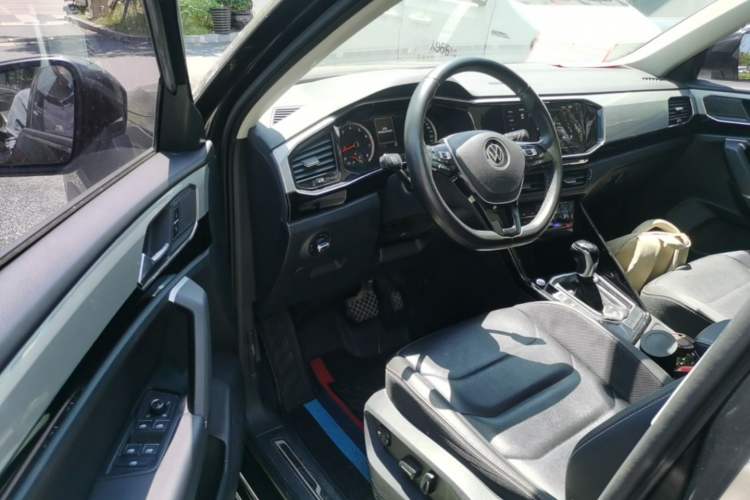 Used Volkswagen Tayron 2020 280TSI Two-Wheel Drive Luxury Connect Edition Driver Seat