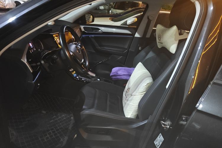 Used Volkswagen Tayron 2020 330TSI Two-Wheel Drive Luxury Smart Connectivity Version Driver Seat