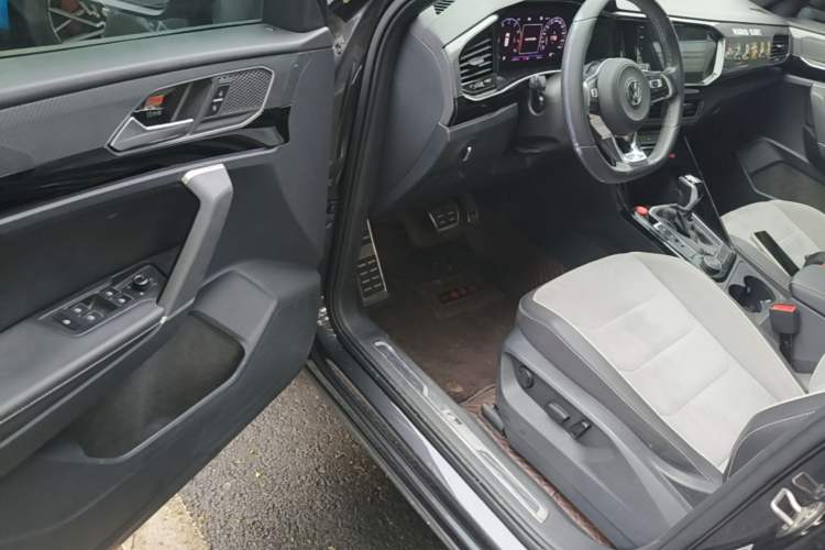 Used Volkswagen Tayron 2020 380TSI All-Wheel Drive R-Line Connected Version Driver Seat