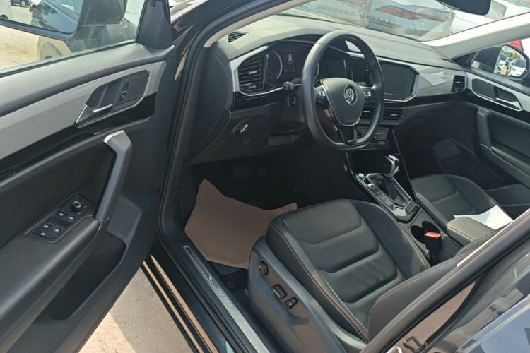 Used Volkswagen Tayron 2020 280TSI Two-Wheel Drive Luxury Connect Edition Driver Seat