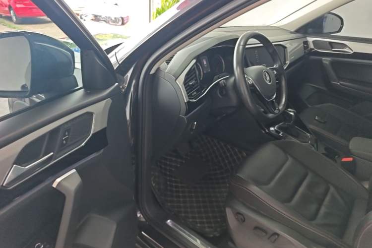 Used Volkswagen Tayron 2020 280TSI Two-Wheel Drive Luxury Connect Edition Driver Seat
