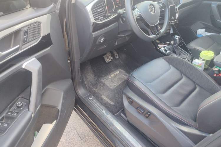 Used Volkswagen Tayron 2020 280TSI Two-Wheel Drive Luxury Connect Edition Driver Seat