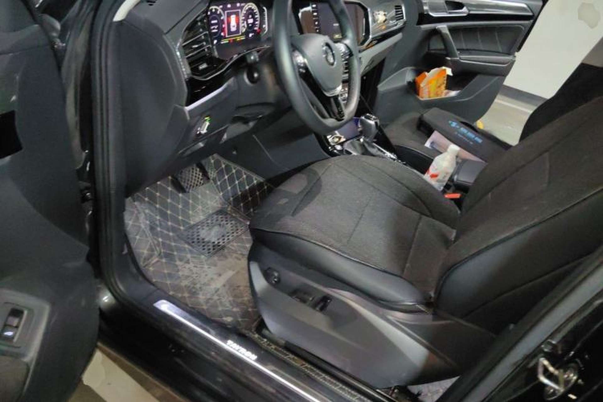 Used Volkswagen Tayron 2020 380TSI Four-Wheel Drive Luxury Connect Pro Edition Driver Seat