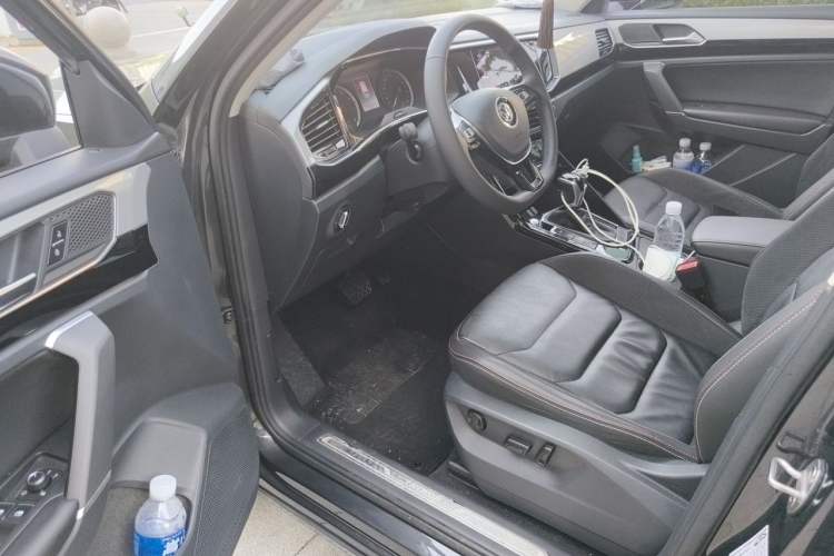 Used Volkswagen Tayron 2020 330TSI Two-Wheel Drive Luxury Smart Connectivity Version Driver Seat