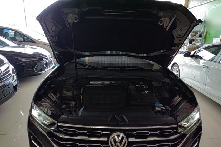 Used Volkswagen Tayron 2020 330TSI Two-Wheel Drive Luxury Smart Connectivity Version Engine Bay