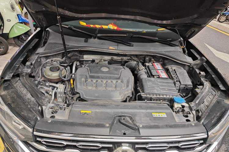 Used Volkswagen Tayron 2020 330TSI Two-Wheel Drive Luxury Smart Connectivity Version Engine Bay